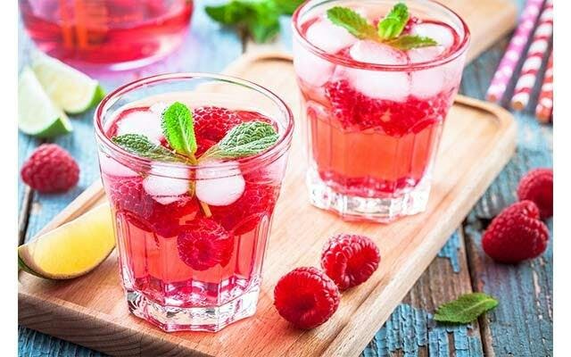 Raspberry+Gin+Mint+Mojito+Cocktails.jpg