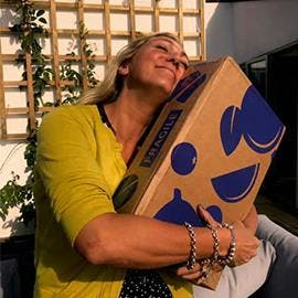 If that isn’t the look of love, then we don’t know what is?! Craft Gin Clubber, Juliet, was over the moon to receive her Gin of the Month box and we honestly can’t blame her!