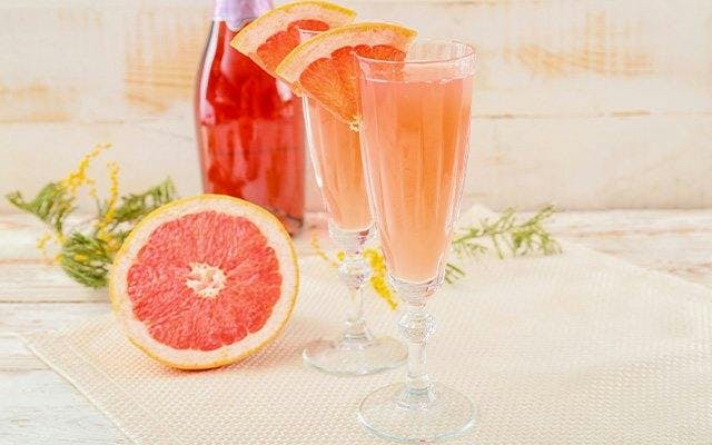Grapefruit Mimosa cocktail recipe