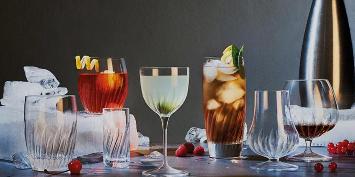 Win a set of luxury glassware with December's Sip & Snap! prize!