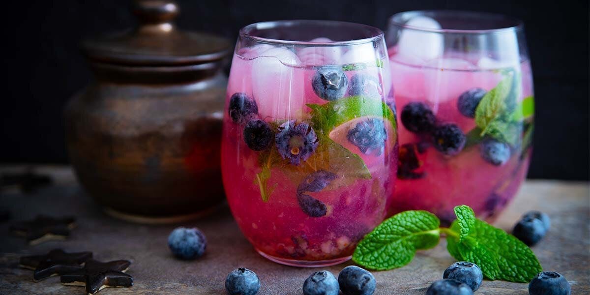 The Blueberry Gin Mojito: a Supercocktail for this tasty little 'Superfood'!