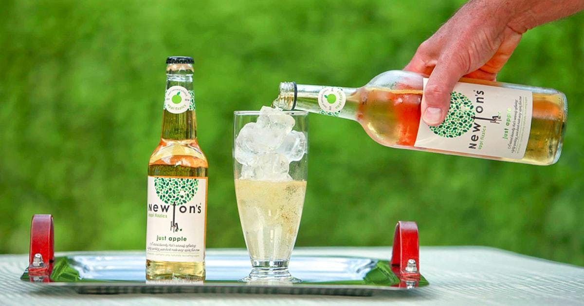 Not a tonic fan? Introduce your gin to Newton's appl fizzics!