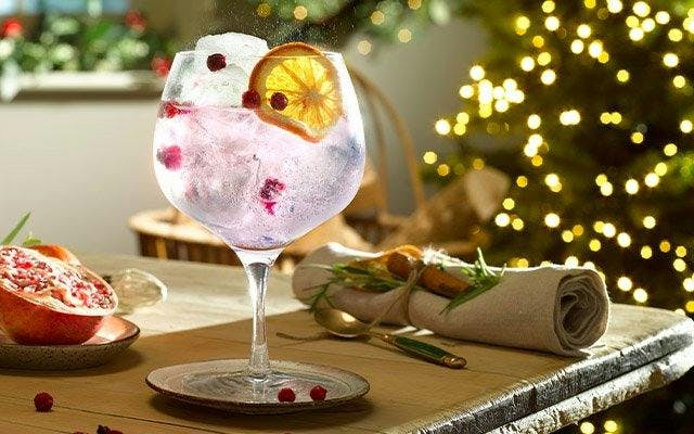 Perfect Kirkjuvagr Yuletide Gin & Tonic recipe