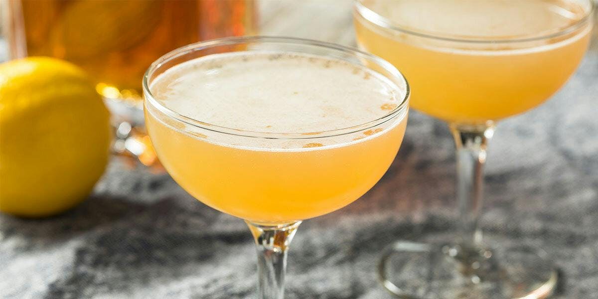 This apple-flavoured gin cocktail is a Martini like no other! 