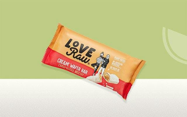 LoveRaw Caramelised Biscuit Cre&m Wafer Bar