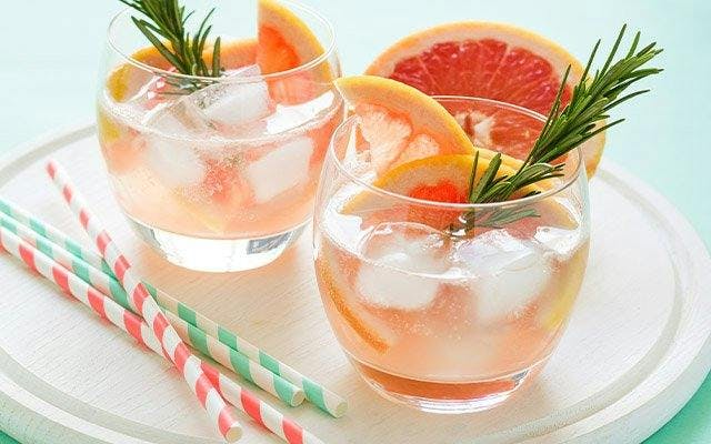 Fentimans Pink Grapefruit Tonic and gin cocktail recipe