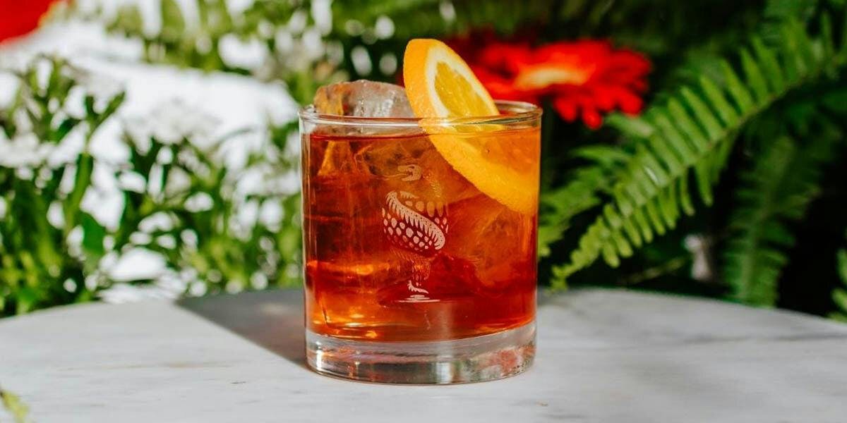 This sparkling Pimm's, gin and Campari cocktail is the stuff of dreams!