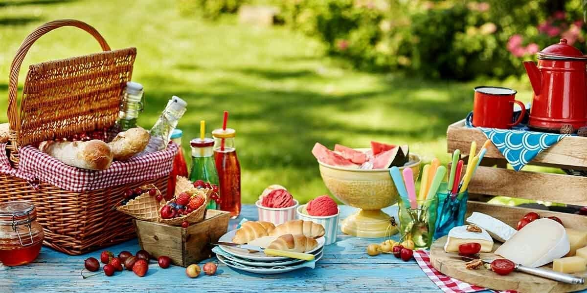 Plan the perfect ginny picnic in three easy steps! 