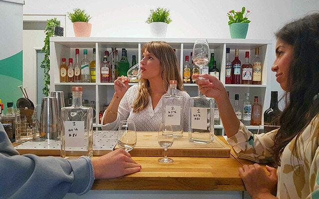 Hosted virtually, you’ll be guided through the evening by Craft Gin Club hosts and joined by the distillers of each gin featured in our Classic Gins Explorers’ Collection!