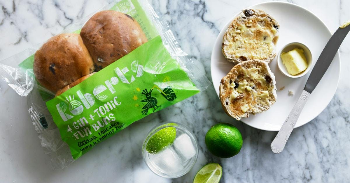 These in-GIN-ious G&T buns are the perfect snack