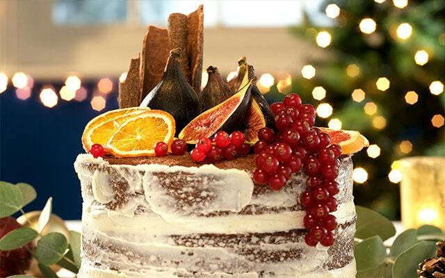 Spiced Christmas Cake baking idea