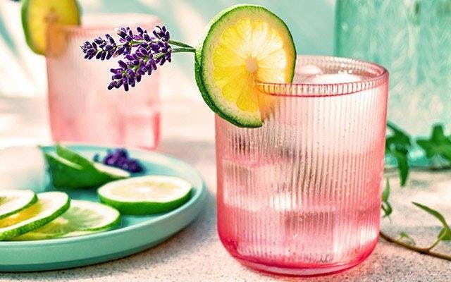 Lavender Fizz cocktail recipe