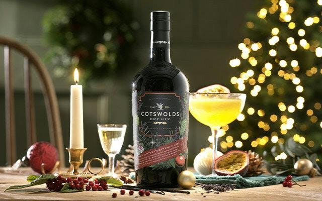 Cotswolds London Dry Gin The Cloudy Christmas Gin