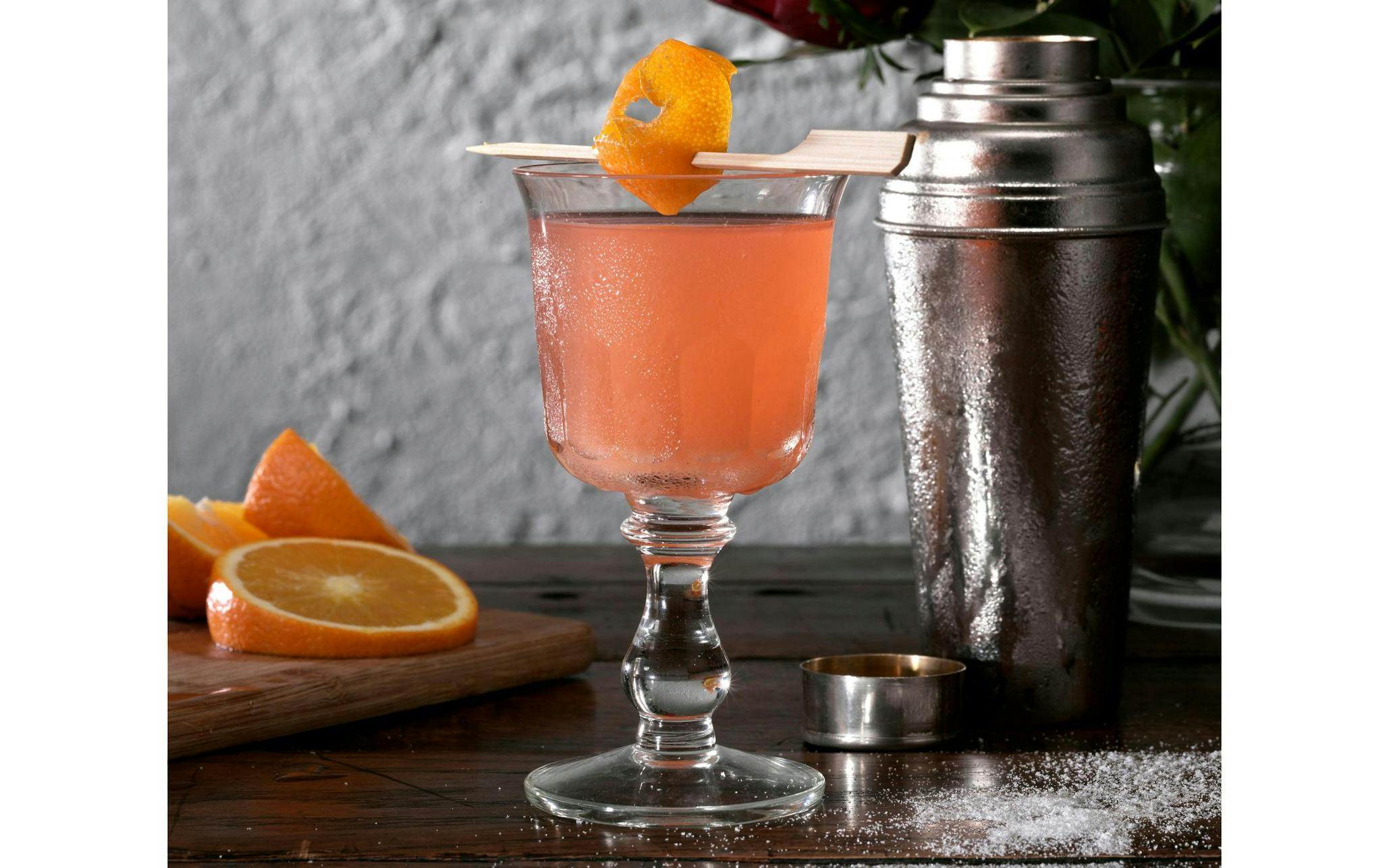 Orange gin martini