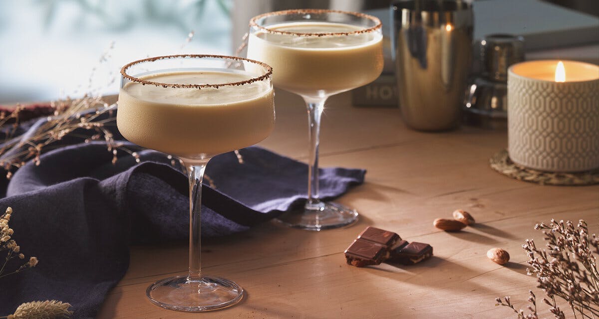 It doesn't get much better than this Baileys, Gin and Amaretto Cocktail!