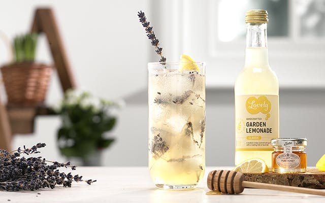 Bumblebee-Cocktail-Lavender-Lemon-Honey-Gin-small.jpg