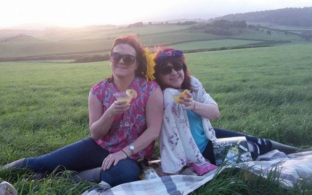 gin ginstagram photo competition picnic
