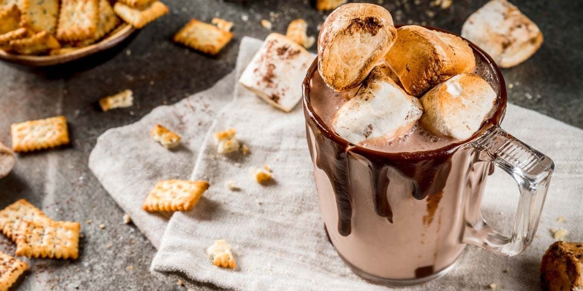 This Baileys, amaretto, gin and roast marshmallow hot chocolate is heaven in a mug!