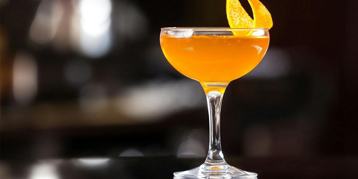 Oh, oui! Celebrate Bastille Day with these 3 classic gin cocktails from France