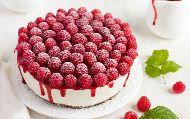 Raspberry Gin Cheesecake Recipe