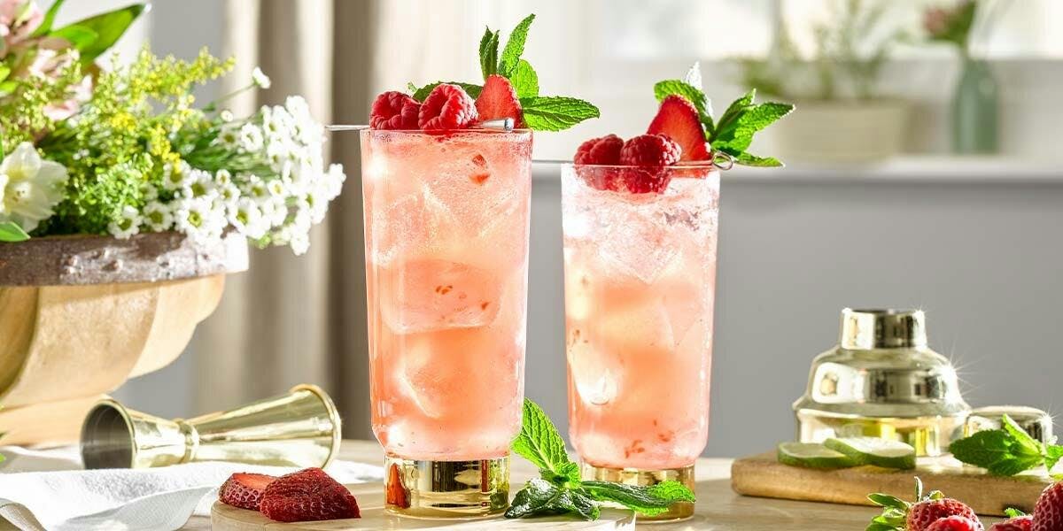 This refreshing gin, strawberry and raspberry cocktail is the perfect garden party tipple!