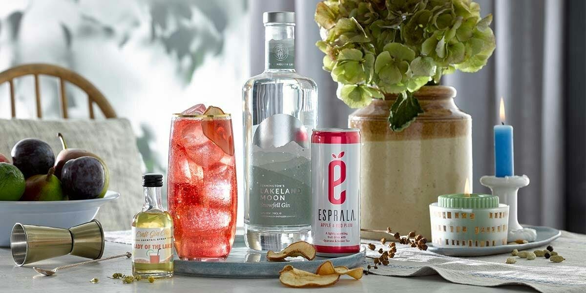 Brimming with orchard fruit flavours, our January 2021 Cocktail of the Month is delicious!