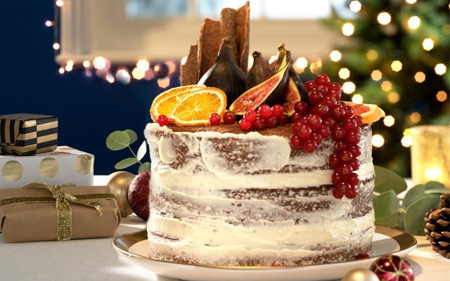 christmas+gin+cake.png