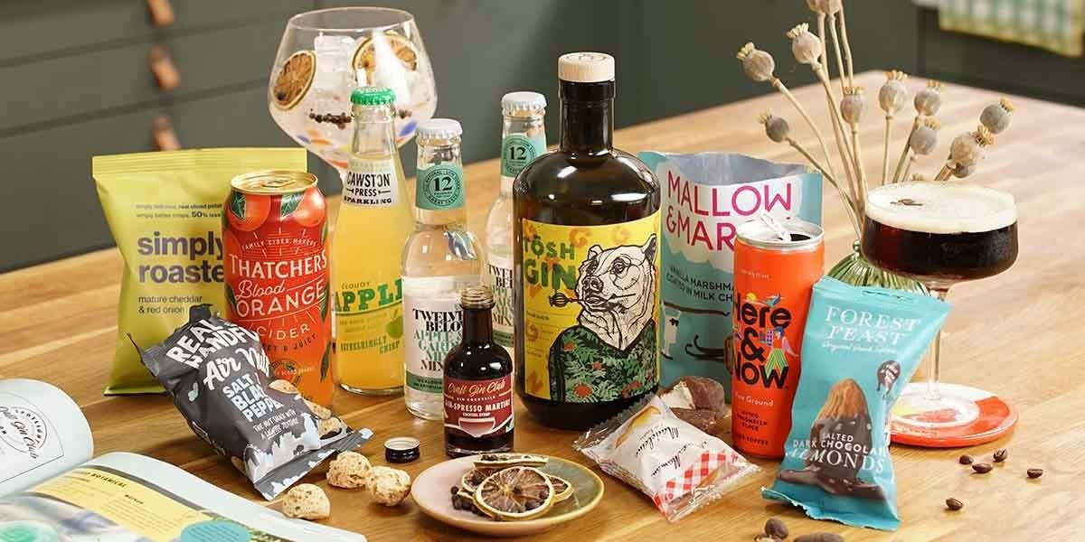 Craft Gin Club's May 2022 Gin of the Month box is bursting with marvellous treats to enjoy in the sun!