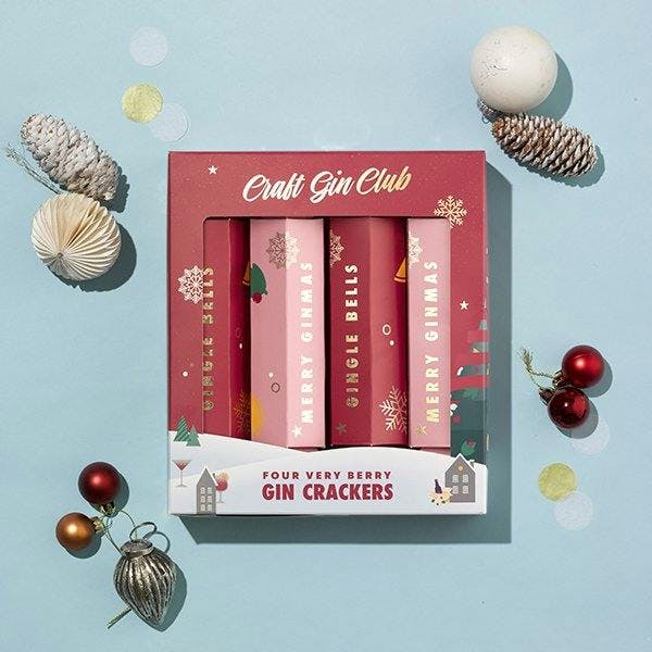 Pink gin miniature crackers