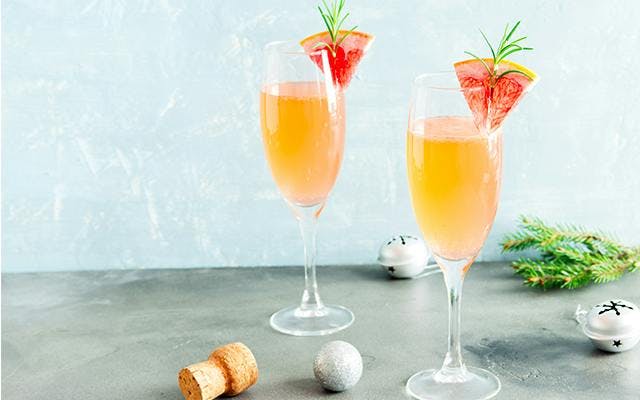 grapefruit-gin-sparkling-wine-cocktail.jpg