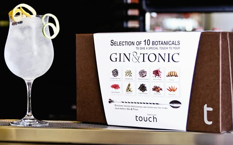 special touch botanicals gin and tonic set