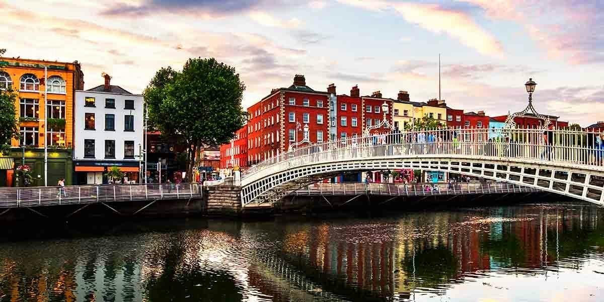 Win a trip to Dublin worth over £1695! Including a fabulous gin distillery tour, it is not to be missed...