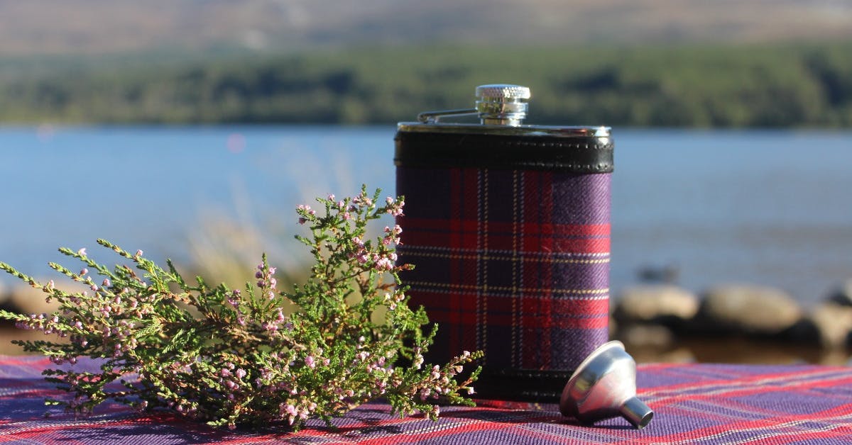 A Scottish Picnic: all of the accessories that you'll need for a ginny afternoon!