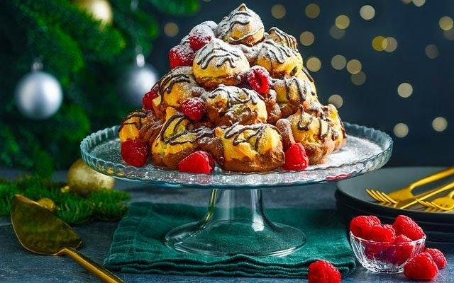 Chocolate and gingerbread Christmas profiterole dessert suggestion