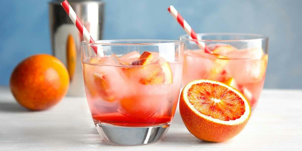 Sloe gin and blood oranges are a winter cocktail pairing made in heaven