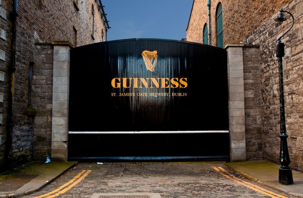 FOUR THINGS YOU THINK ARE IRISH BUT ACTUALLY AREN'T. YES, EVEN GUINNESS!