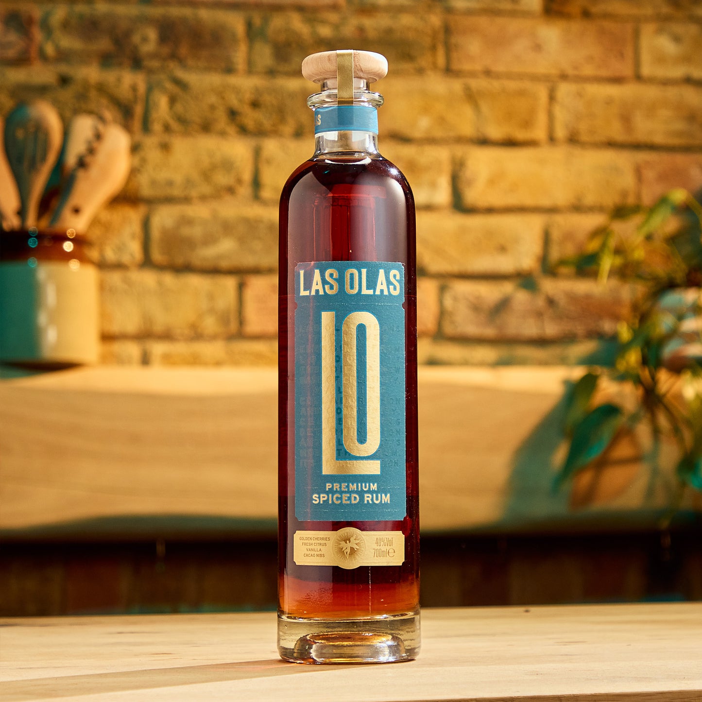 Las Olas Premium Spiced Rum | ABV 40% 70cl
