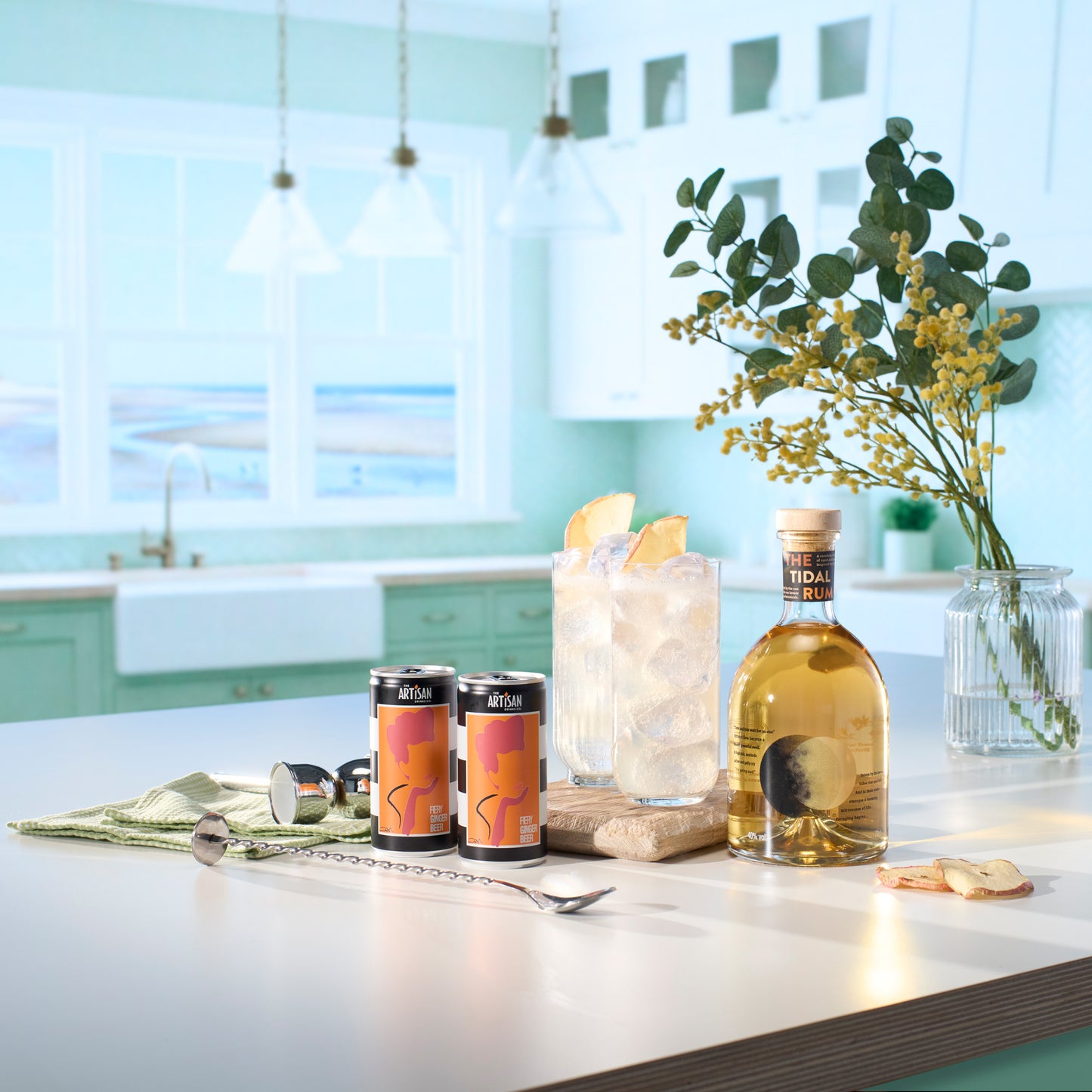 The Tidal Rum of the Month Box